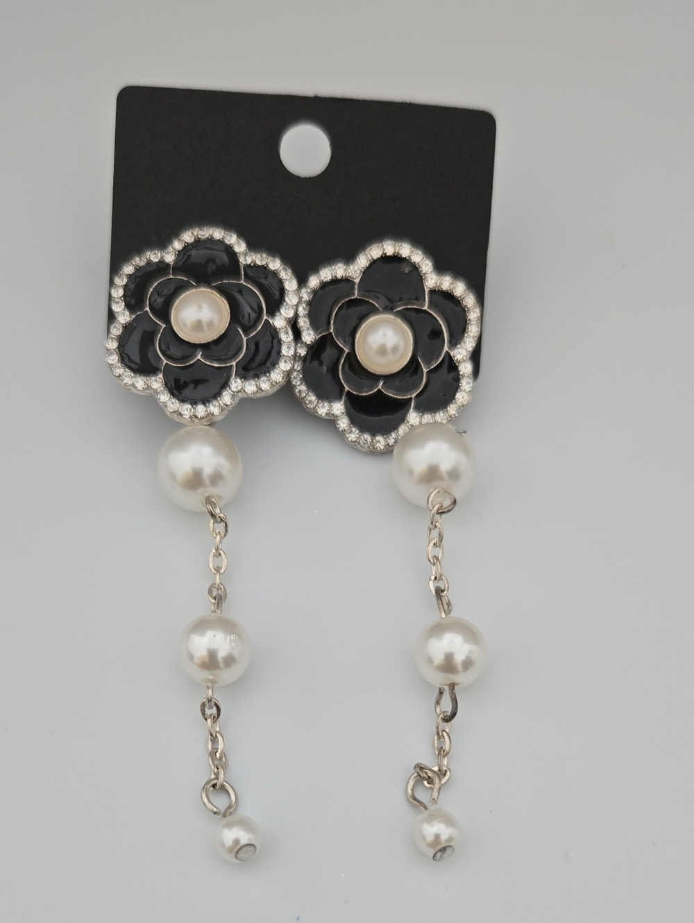 Pearl Drop Black Flower Dangle Earrings